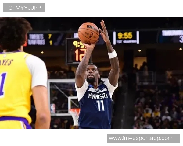 森林狼首节火力全开28投16中三分球命中率高达50狂轰40分