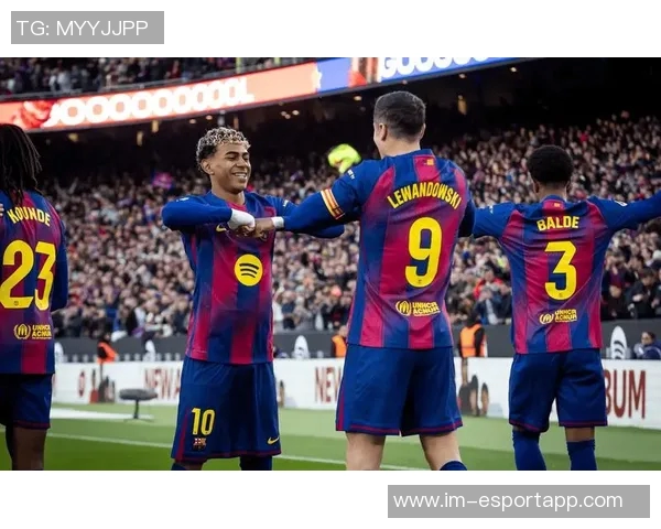 西甲焦点战：皇马在国家德比中力克巴萨展现王者风范