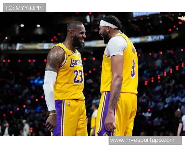 湖人应依靠年轻球员与东契奇和里夫斯搭档而非依赖41岁詹姆斯