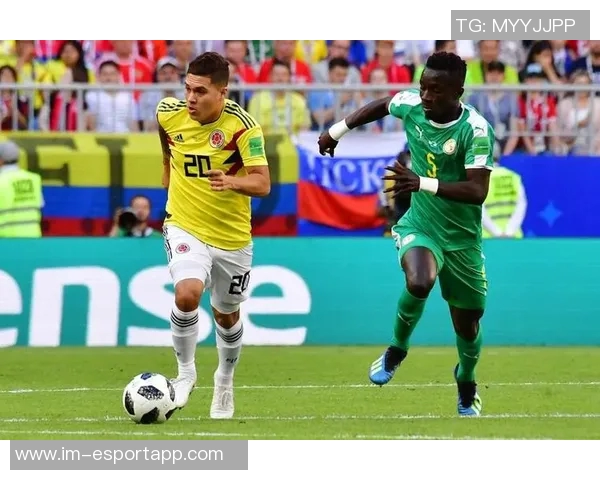 哥伦比亚前锋萨缅托考虑加盟中超尽管东欧球队竞争激烈