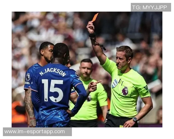 澳波执教森林队遭遇六场不胜未来对阵纽卡与切尔西挑战加剧 澳波执教森林队遭遇六场不胜未来对阵纽卡与切尔西挑战加剧