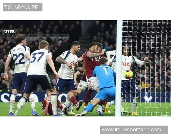 热刺球员对弗兰克频繁变换战术感到迷茫与困惑