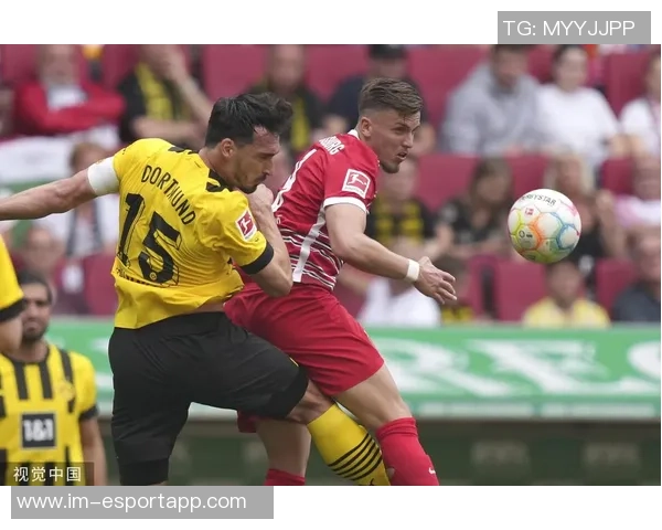 德甲争夺战升级拜仁多特争抢17岁中场新星德卡特