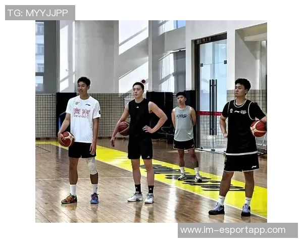 广东全运男篮阵容公布赵睿胡明轩徐杰领衔崔永熙参加U22组别赛事