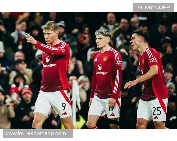 曼联客战维拉面临严峻考验四名主力缺阵能否延续连胜纪录