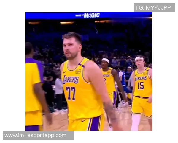 东契奇三分球命中率低却对湖人造成致命威胁场均投篮12次分析