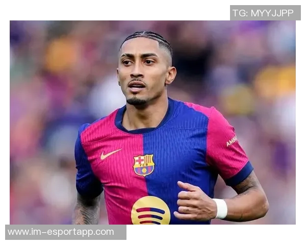 拉菲尼亚评选巴萨历史最佳巴西球员内马尔小罗里瓦尔多名列前茅