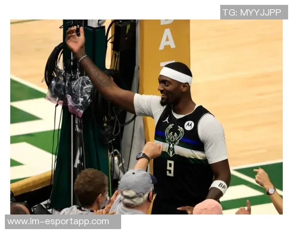 波蒂斯首节火力全开5中5轰下14分5板助力球队争胜