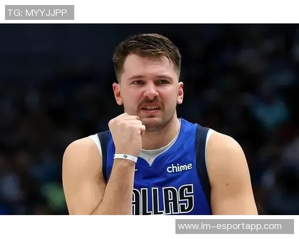 东契奇本季数据接近哈登巅峰表现35分8板9助引发关注